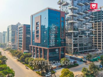92000 sq.ft. Brand New Independent Office Building for Rent in Noida, Sector-136