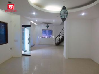 2500 Sq-Ft Furnished Office for Rent Near Green Park Metro Station, South Delhi
