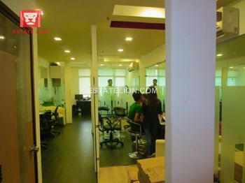 620 Sq.ft. Semi-Furnished Commercial Office Space for Rent in Nehru Place, South Delhi