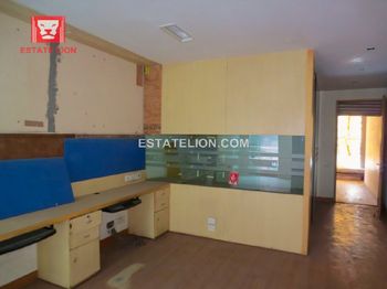 1500 sq.ft. Commercial Office Space for Rent in Defence Colony, Delhi South