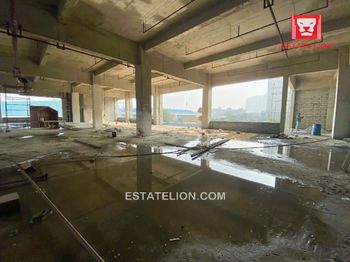 Ready to Fit-out 55000 sq.ft. Office Space for Rent in Sector-63 Noida